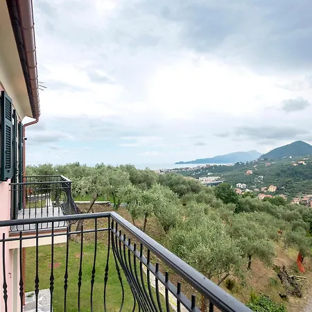 Angelina Villa Lavagna