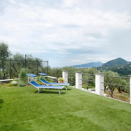 Villa Angelina *